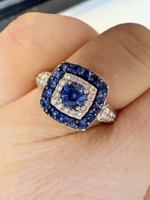 0.50ct Natural Blue Sapphire & 0.75ct Diamond Ring - image 8