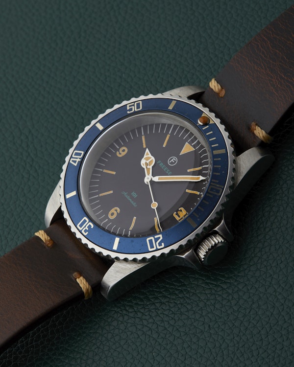 Freese 101 Dark Chocolate Dial Blue Bezel Simon Freese Watch - image 7