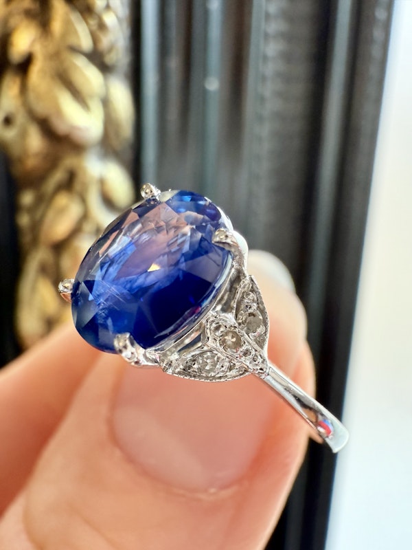 Platinum, 3.00ct Natural Blue Sapphire & Diamond Ring - image 3