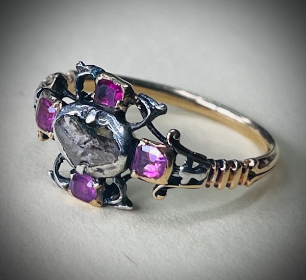 A selection of jewellery available... - image 1