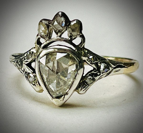 A selection of jewellery available... - image 6