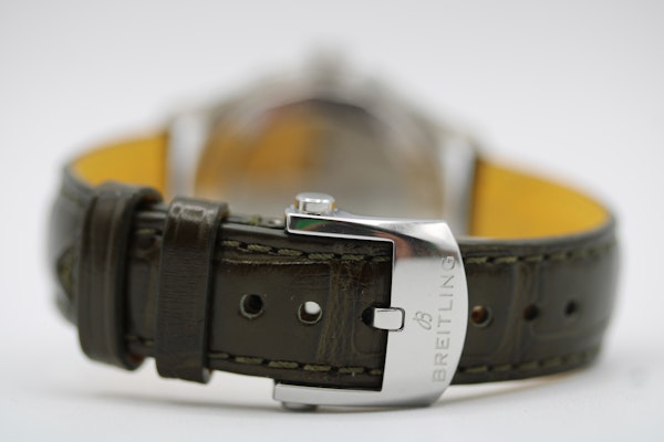 Breitling Navitimer Automatic 35 - image 7