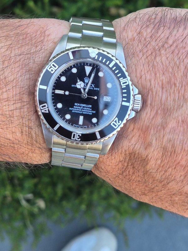 Rolex Sea-Dweller 4000 16600 - image 3