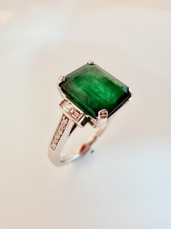 3.90ct Natural Emerald Ring - image 5