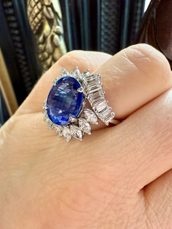 4.50ct Natural Blue Sapphire & 1.80ct Diamond Ring - image 6