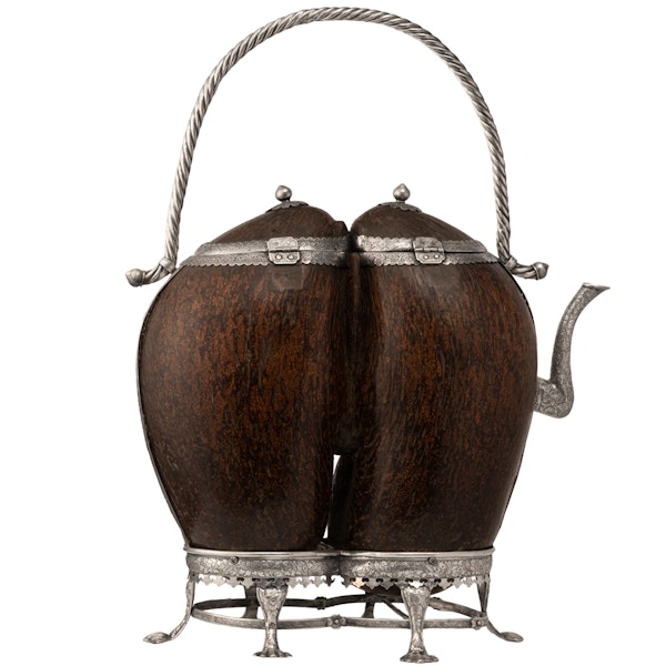 19th century Chinese Straits silver mounted coco-de-mer in the form of an ewer or teapot. - image 2