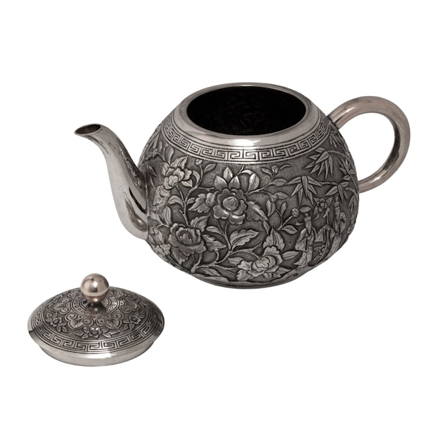 Straits Chinese Silver teapot, 19th century (1870-1910 circa), Canton, mark of Da Xing - image 5
