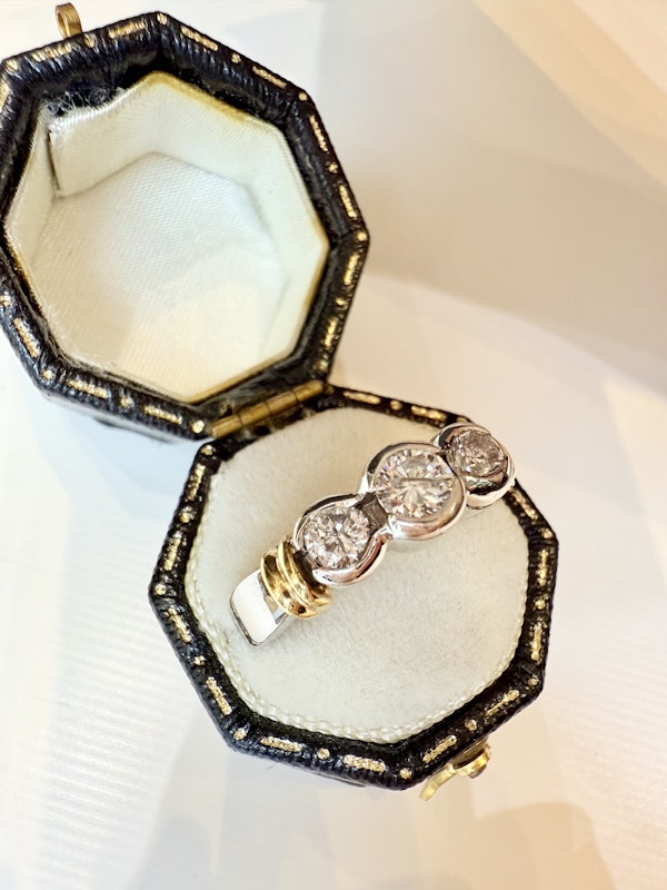3 - stone, 0.70ct Diamond Ring. - image 8