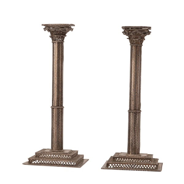 A fine pair of late 18th/ early 19th century silver and silver gilt filigree candlesticks, probably Dutch. - image 4