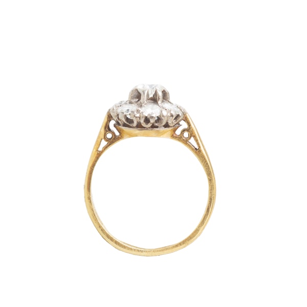 18ct Gold Diamond Cluster Ring | English c.1970s - image 2