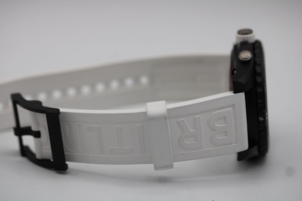 Breitling Endurance Pro X823101 - image 11