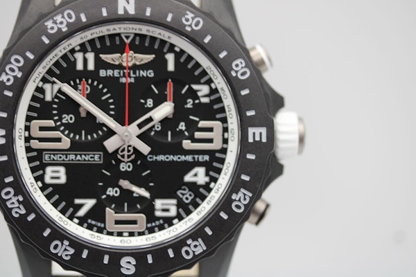 Breitling Endurance Pro X823101 - image 6