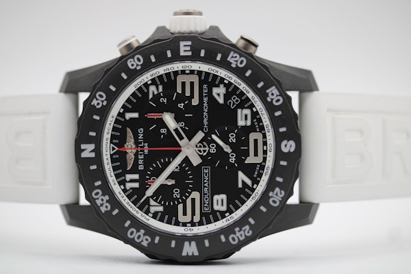 Breitling Endurance Pro X823101 - image 8