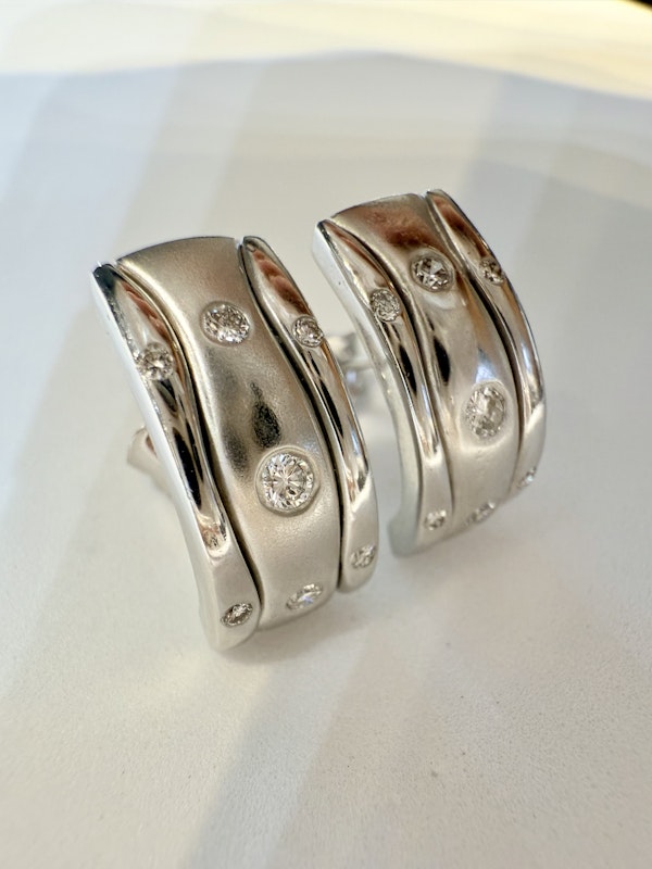0.40ct Diamond Earrings - image 3