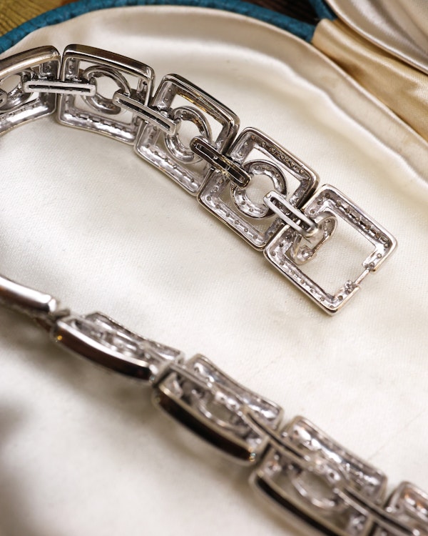 Downstairs at Grays: 18ct White Gold (marked) 7+cts Art Deco Style Diamond Bracelet, Preowned - image 5