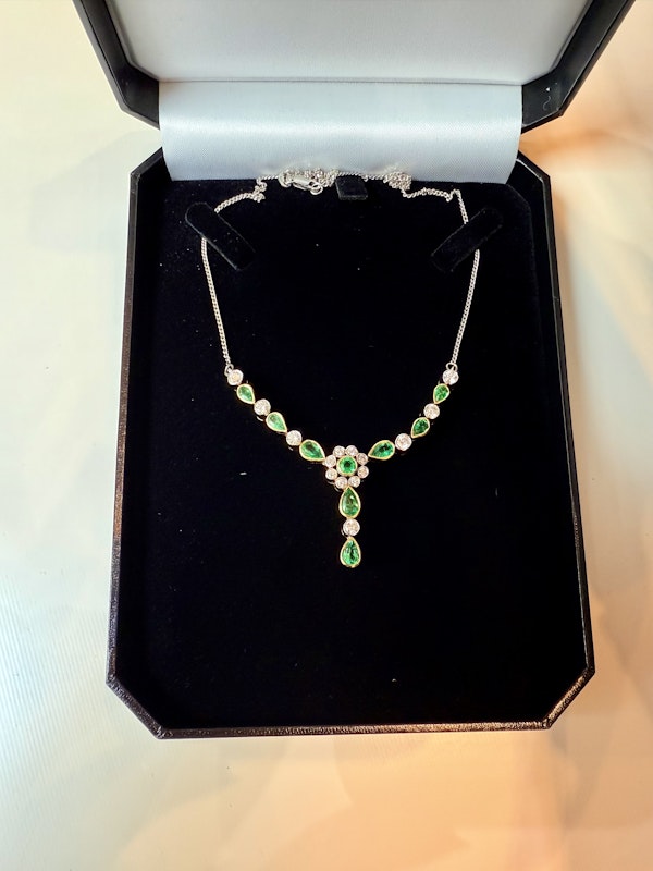Natural Emerald & Diamond Necklace - image 6