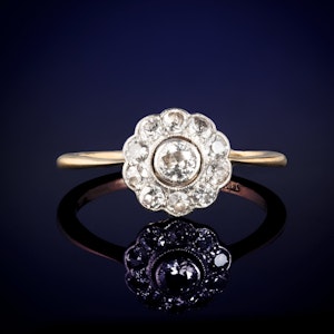18ct Gold & Diamond Daisy Cluster Ring | Edwardian c.1910s