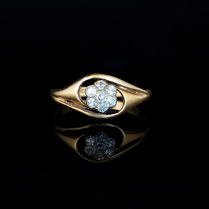 Diamond Daisy Ring in 18ct Gold | Art Nouveau c.1900s