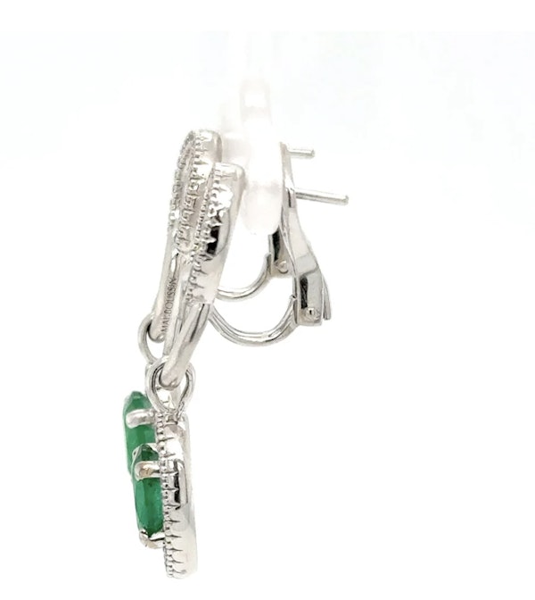 18k gold Mauboussin emerald & diamond eastings - image 2