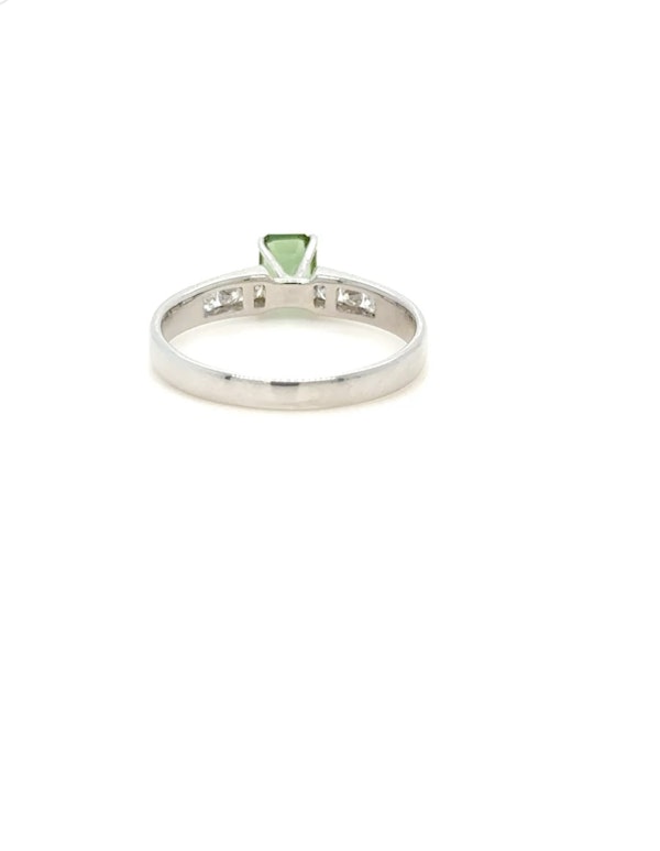 18k gold Green Tourmaline & diamond ring - image 5