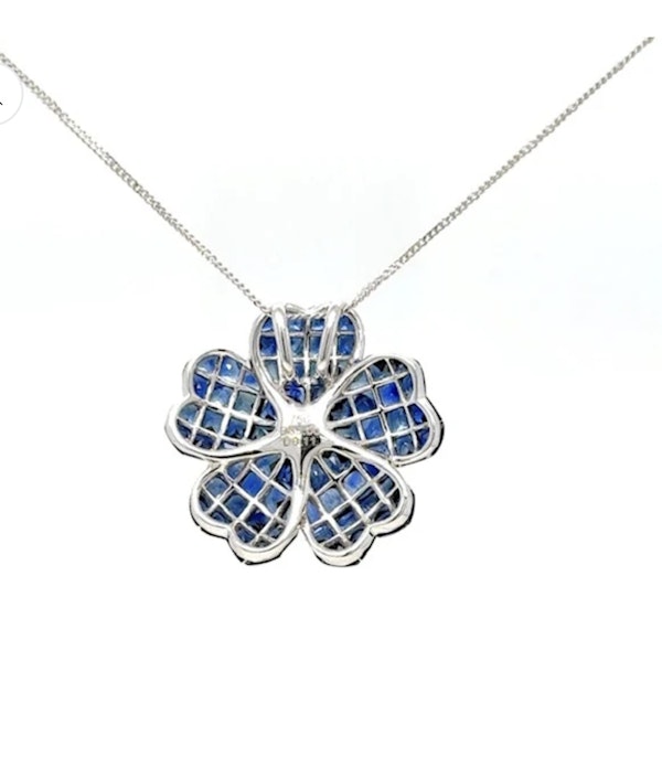 18k gold invisible set Sapphire flower pendant necklace - image 2