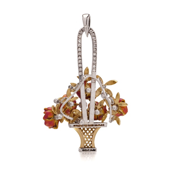 Faberge platinum, gold enamel and diamonds pendant, c.1910, St Petersburg. - image 3