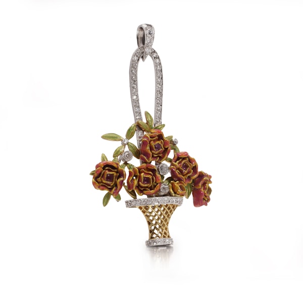 Faberge platinum, gold enamel and diamonds pendant, c.1910, St Petersburg. - image 2