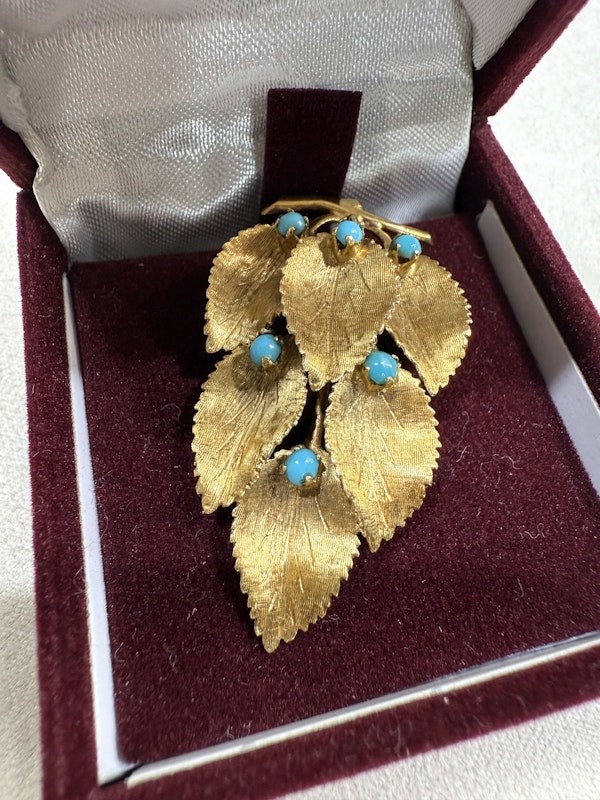 Antique 18k gold leaf brooch with turquoise - image 1