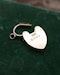 Downstairs at Grays: A fine 18ct Yellow Gold, Heart Shaped Padlock. Chester Makers Mark H&H,  Hallmark 1903 - image 4