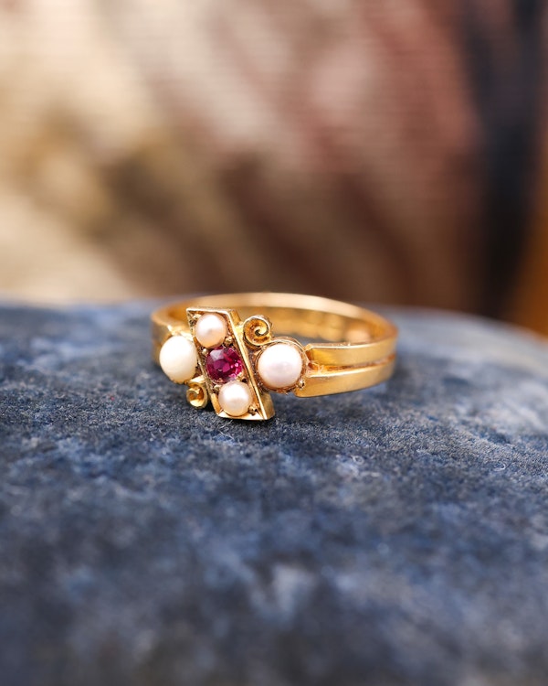 Downstairs at Grays: A stunning 18 Carat Yellow Gold Crossover Ring with Ruby and Pearls - image 2