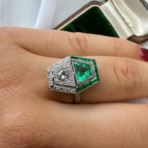 Emerald & Diamond Cluster Ring - Saddingtons Jewellery Stand 375 - image 3