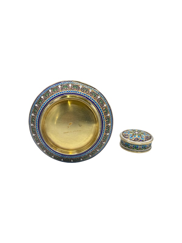 Russian silver gilt and cloisonné enamel tea caddy, Moscow, c.1900 by Antip Kuzmichev. - image 5