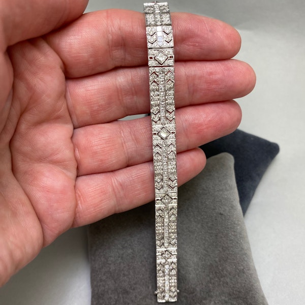 Diamond Bracelet in 18ct White Gold date circa 1970, SHAPIRO & Co since1979 - image 6