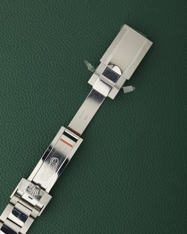 Rolex Yacht-Master 40 Ref. 126622 Bright Blue Dial Full Set June 2025 - image 13
