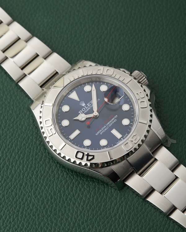 Rolex Yacht-Master 40 Ref. 126622 Bright Blue Dial Full Set June 2025 - image 9