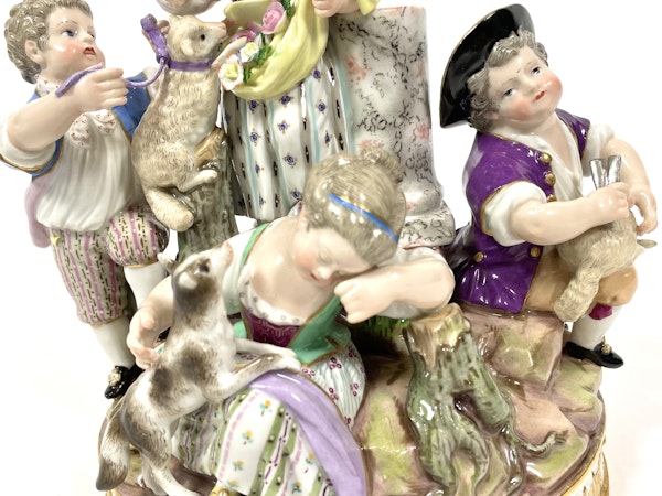 Meissen figurative group - image 4
