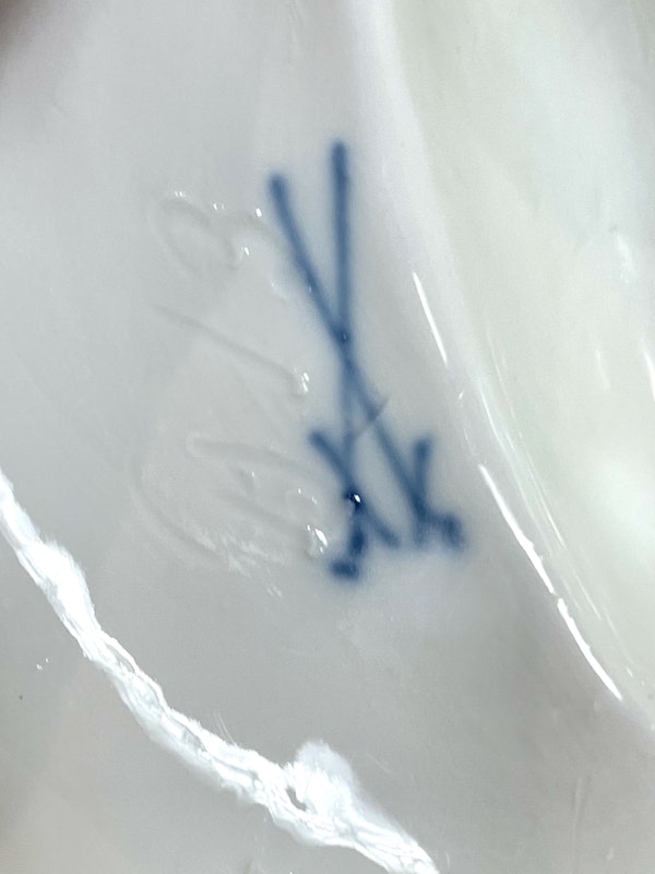 Meissen figurative group - image 5