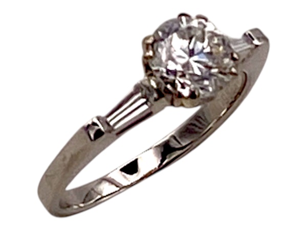 Diamond solitaire ring with diamond baguettes shoulders - image 3