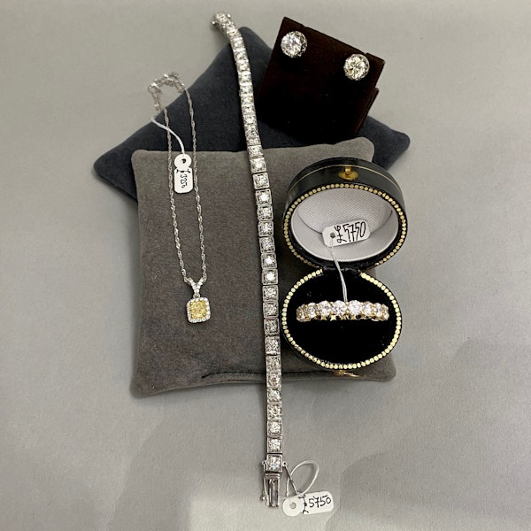 Cushion Cut Fancy Yellow Diamond Pendant in 18ct White Gold date circa 1970, SHAPIRO & Co since1979 - image 5