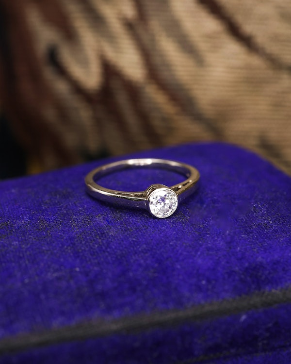 Downstairs at Grays: A  very fine 14 ct White Gold  (marked) Diamond Solitaire Ring, centrally "Rub Over Set" with one "Old Round Cut" Diamond of approximately 0.30 Carats. Circa 1960 - image 1