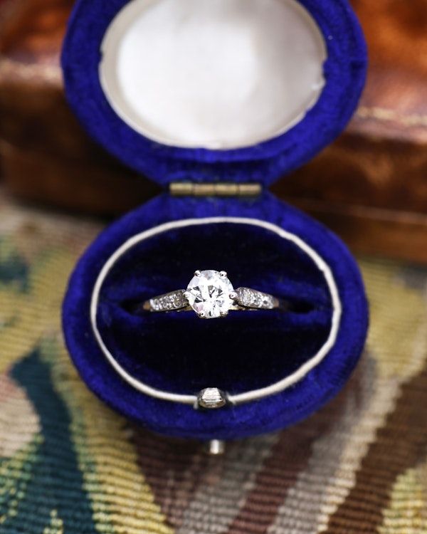 Downstairs at Grays: An 18ct Yellow Gold &  Platinum, Diamond Solitaire Ring. Circa  1930 - image 1