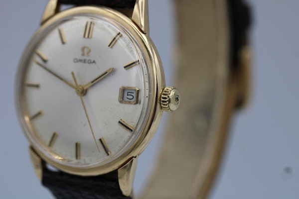Omega Vintage 9ct 1315418 - image 11