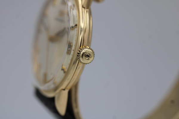 Omega Vintage 9ct 1315418 - image 5