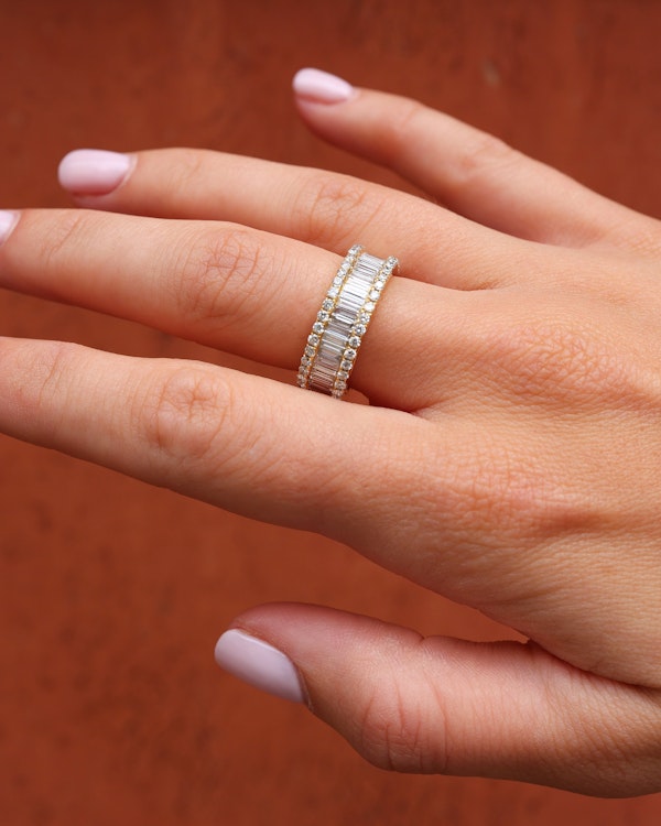 Full eternity diamond ring - image 1