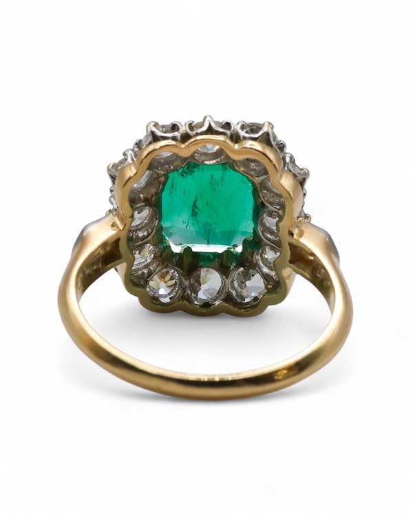 Beautiful 2.09ct Colombian Emerald Diamond French Ring at Deco&Vintage Ltd - image 4