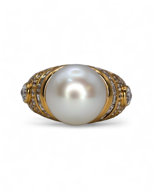 Bulgari pearl and diamond ring - image 4