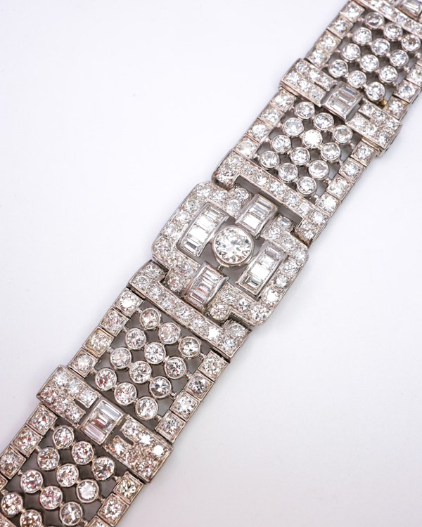 Art deco diamond and platinum bracelet - image 2