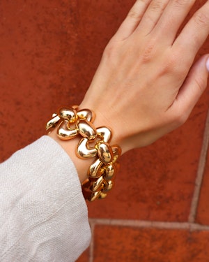 Lovely and Chic 18ct Gold French Bracelet at Deco&Vintage Ltd