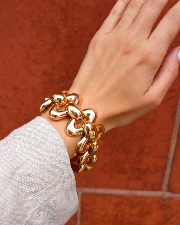 Lovely and Chic 18ct Gold French Bracelet at Deco&Vintage Ltd - image 1
