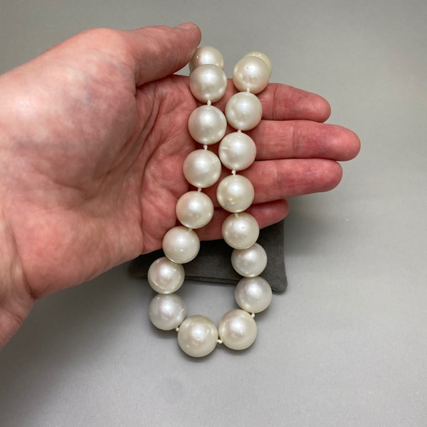 South Sea 13-16mm Cultured Pearl Necklace, natural colour, 14ct Yellow/White Clasp date circa 1980, SHAPIRO & Co since1979 - image 1